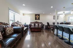 5644 Lyons St, Morton Grove, IL 60053 - Photo 13