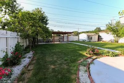 5644 Lyons Street, Morton Grove, IL 60053 - Photo 41