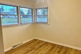 125 Arthur Dr, Woodstock, IL 60098 - Photo 13