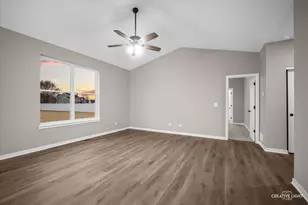 790 Cascade Dr, Marengo, IL 60152 - Photo 9