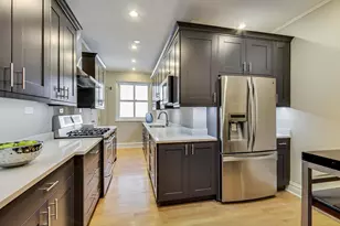 3530 N Lake Shore Dr, Chicago, IL 60657 - Photo 11