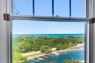 3530 N Lake Shore Dr, Chicago, IL 60657 - Photo 9