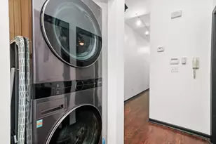 2432 W Harrison St, Chicago, IL 60612 - Photo 25