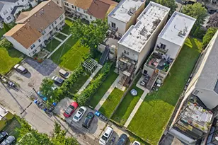 2432 W Harrison St, Chicago, IL 60612 - Photo 11