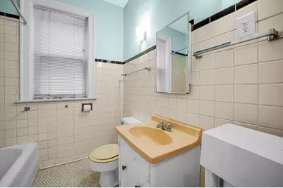 7652 S Cornell Avenue, Chicago, IL 60649 - Photo 5