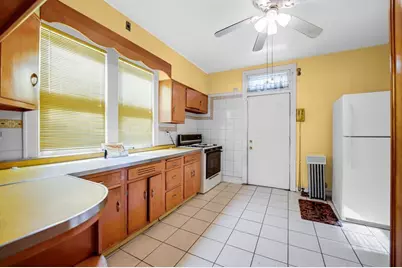 7652 S Cornell Avenue, Chicago, IL 60649 - Photo 13