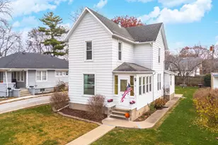 1014 N Mill St, Pontiac, IL 61764 - Photo 1