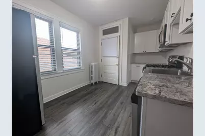 5820 W Berteau Avenue #2, Chicago, IL 60634 - Photo 3