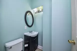 1045 Grand Blvd, Aurora, IL 60505 - Photo 13