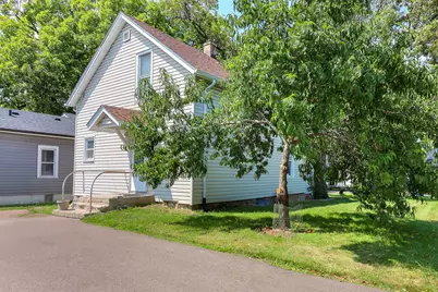 1045 Grand Boulevard, Aurora, IL 60505 - Photo 9