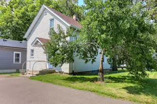 1045 Grand Blvd, Aurora, IL 60505 - Photo 9