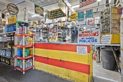 3000 W Diversey Avenue, Chicago, IL 60647 - Photo 9