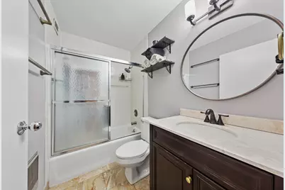 3150 N Sheridan Road #25CD, Chicago, IL 60657 - Photo 19