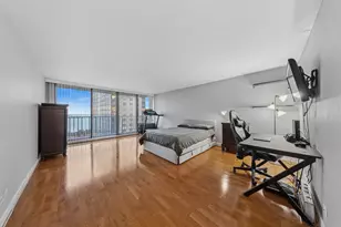 3150 N Sheridan Rd, Chicago, IL 60657 - Photo 11