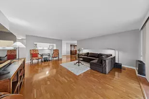 3150 N Sheridan Rd, Chicago, IL 60657 - Photo 5