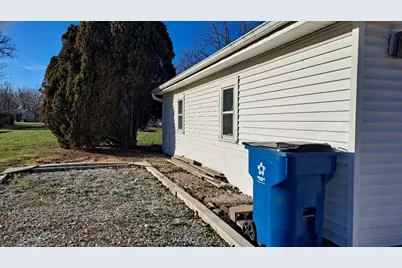 2585 E 450th Road, Oglesby, IL 61348 - Photo 29