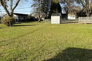 419 Ferris St, Dixon, IL 61021 - Photo 43