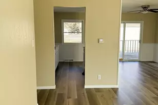 419 Ferris St, Dixon, IL 61021 - Photo 9