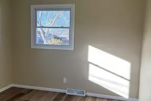 419 Ferris St, Dixon, IL 61021 - Photo 25