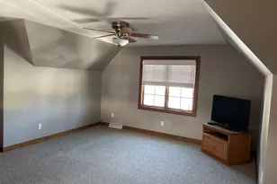 206 S Cherry St, Crescent City, IL 60928 - Photo 7