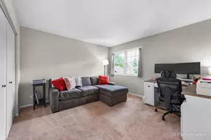 519 Shagbark Dr, Elgin, IL 60123 - Photo 25