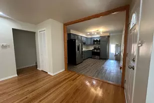 248 N Gay Ct, Glenwood, IL 60425 - Photo 5