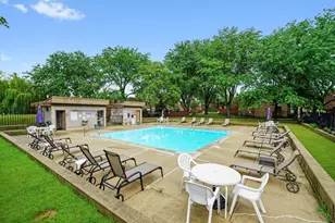 1926 Prairie Square, Schaumburg, IL 60173 - Photo 17