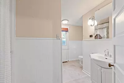 110 W Warren Street, Saint John, IL 61873 - Photo 17