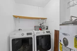 110 W Warren St, Saint John, IL 61873 - Photo 15