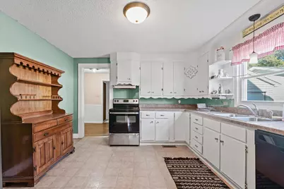 110 W Warren Street, Saint John, IL 61873 - Photo 11