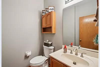 14355 Spring Meadow Court, Libertyville, IL 60048 - Photo 25