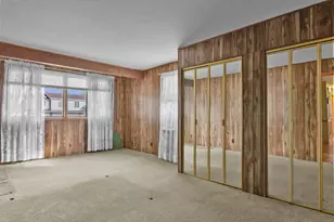 8766 S 83rd Ct, Hickory Hills, IL 60457 - Photo 9