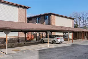 1920 Tracy Dr, Bloomington, IL 61704 - Photo 17