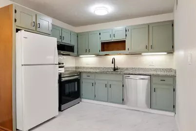 1920 Tracy Drive #12, Bloomington, IL 61704 - Photo 7