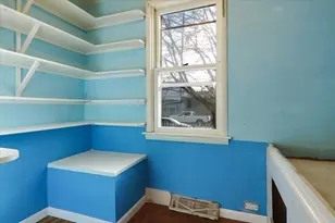 109 W Mulberry St, Bloomington, IL 61701 - Photo 11