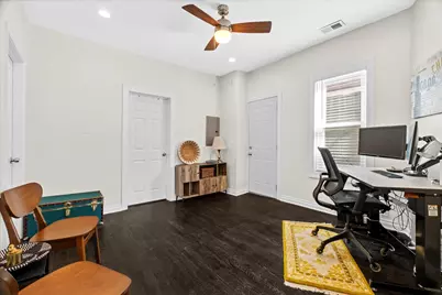 2338 W 18th Place, Chicago, IL 60608 - Photo 7