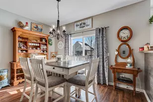 2525 Park Ridge Ct, Crest Hill, IL 60403 - Photo 7