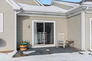 2525 Park Ridge Ct, Crest Hill, IL 60403 - Photo 21