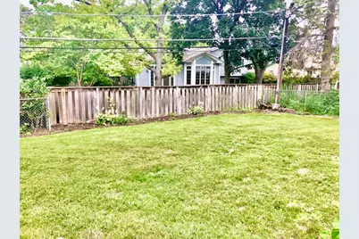 2112 N Kennicott Drive, Arlington Heights, IL 60004 - Photo 17