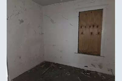 12341 S Parnell Avenue, Chicago, IL 60628 - Photo 13