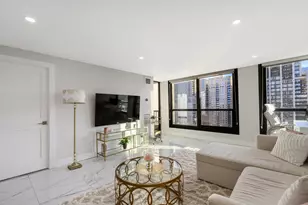 1030 N State St, Chicago, IL 60610 - Photo 7