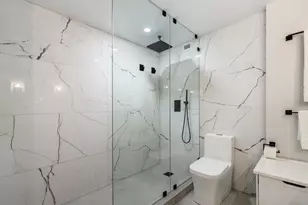 1030 N State St, Chicago, IL 60610 - Photo 31