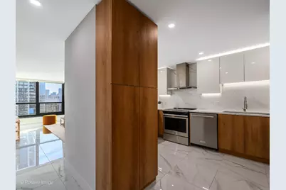 1030 N State Street #21J, Chicago, IL 60610 - Photo 21