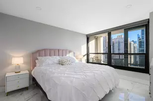 1030 N State St, Chicago, IL 60610 - Photo 27