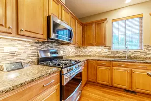 125 N Spruce Ave, Wood Dale, IL 60191 - Photo 23