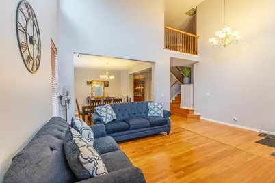 125 N Spruce Avenue, Wood Dale, IL 60191 - Photo 7