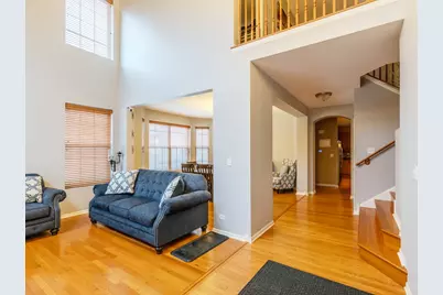 125 N Spruce Avenue, Wood Dale, IL 60191 - Photo 5