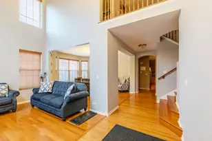 125 N Spruce Ave, Wood Dale, IL 60191 - Photo 5