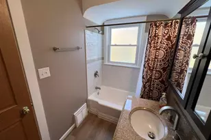 8350 S Lafayette Ave, Chicago, IL 60620 - Photo 21