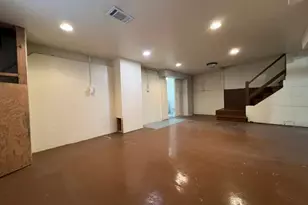 8350 S Lafayette Ave, Chicago, IL 60620 - Photo 25